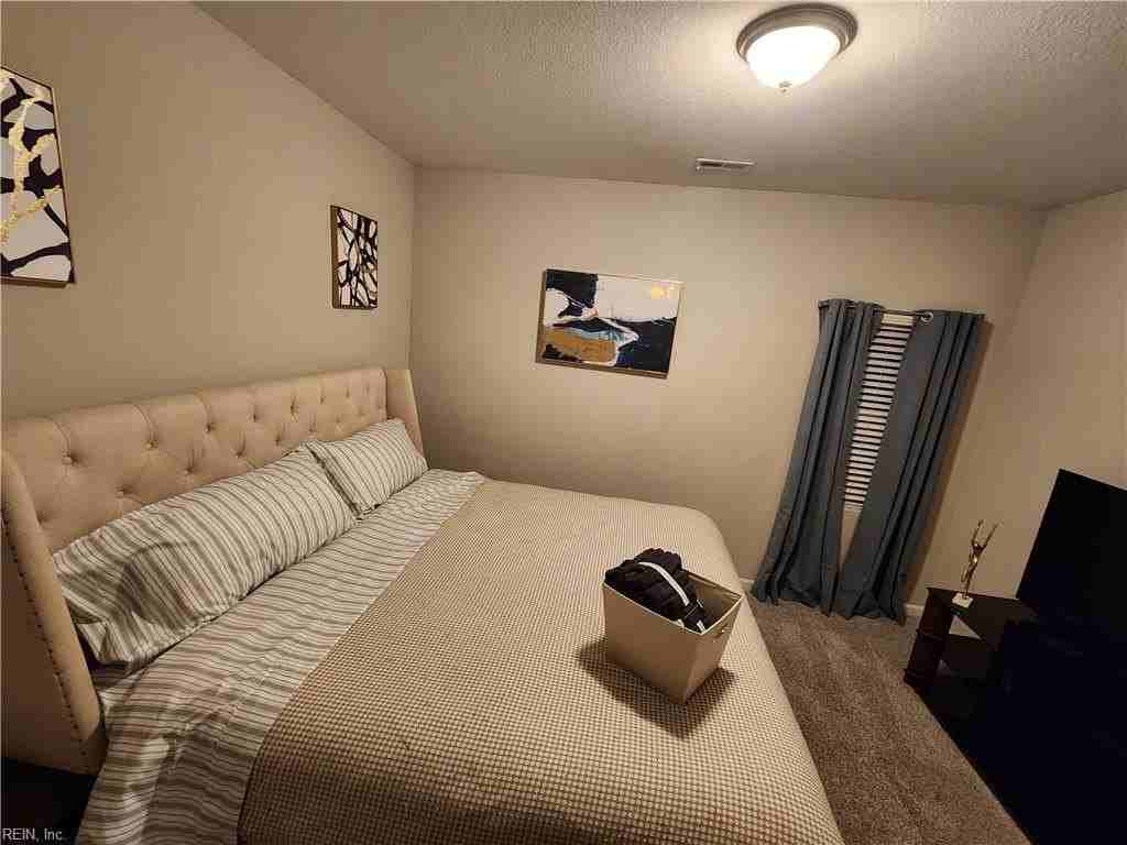 413 Walker Ave - Photo 5 of 17