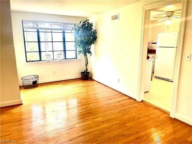 4010 Holly Ave #2 - Photo 3 of 28