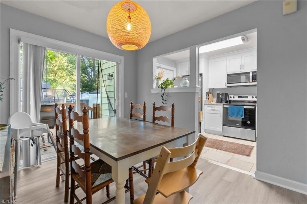 424 E Ocean Ave - Photo 6 of 33
