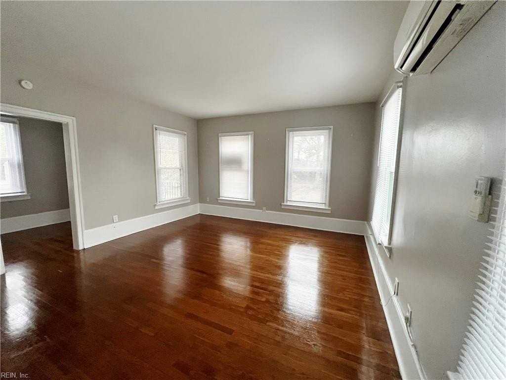 40 Buxton Ave #C - Photo 3 of 16