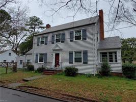 featured image of 1600 Cedar Ln