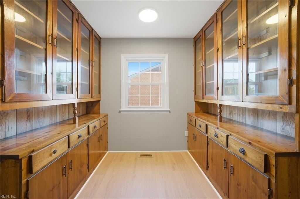 1210 Pansy St - Photo 5 of 27