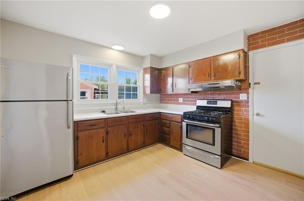 1210 Pansy St - Photo 7 of 27