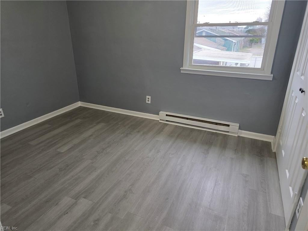811 Randolph St #A - Photo 3 of 7