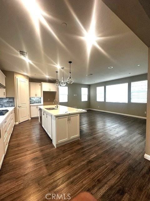 10041 Elizabeth Ln - Photo 2 of 8