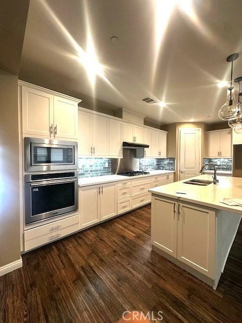 10041 Elizabeth Ln - Photo 3 of 8