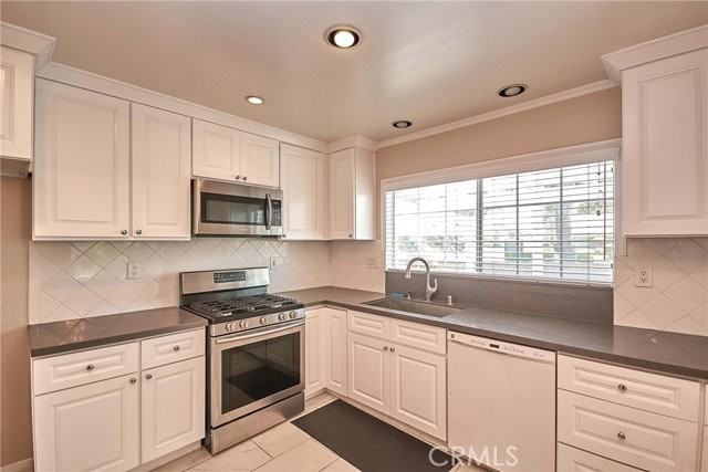 1538 Awlsbury Cir - Photo 6 of 8