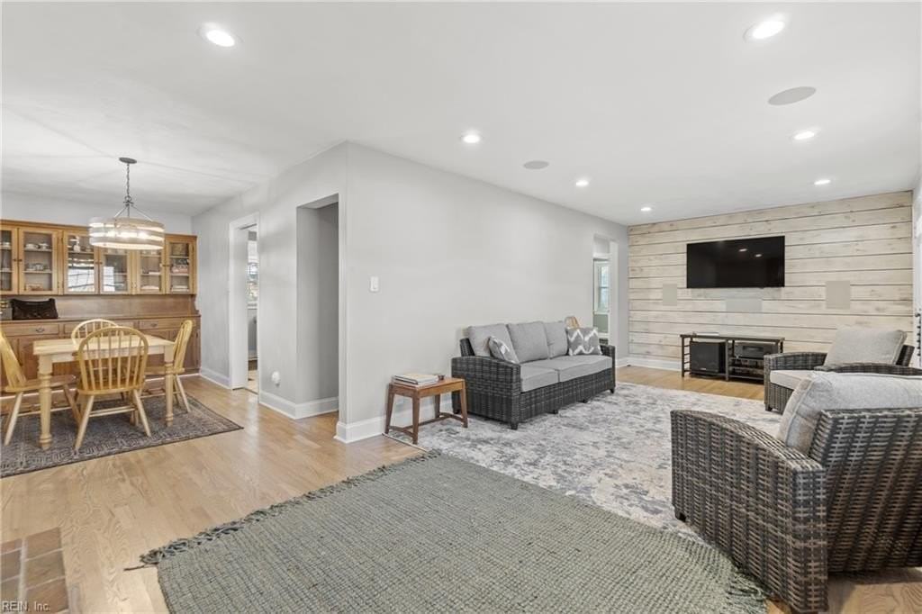 405 Farrell St #B - Photo 6 of 23