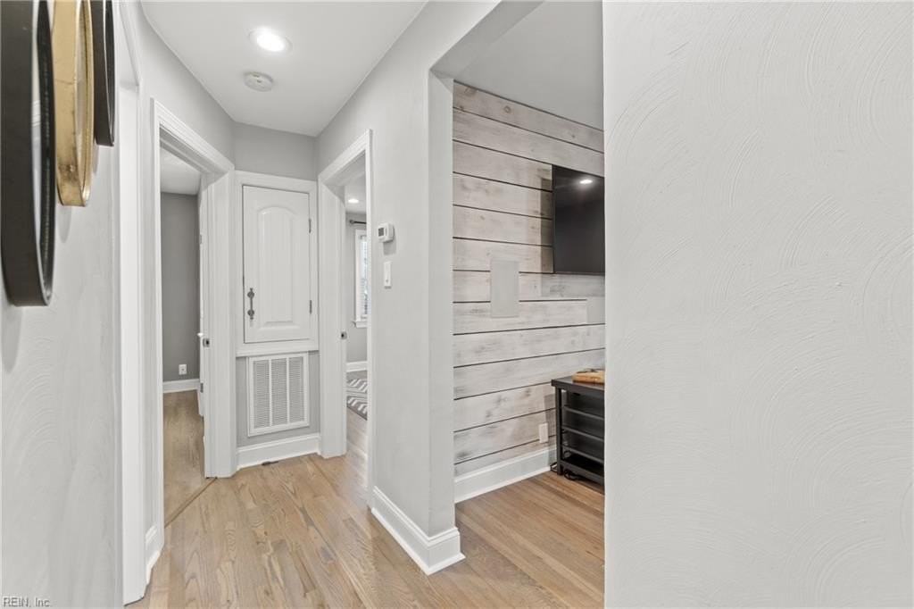 405 Farrell St #B - Photo 7 of 23