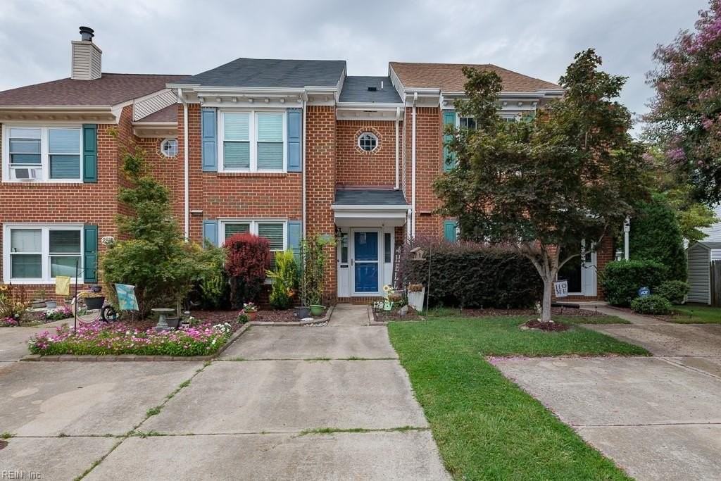 2820 Cardiff Ln
