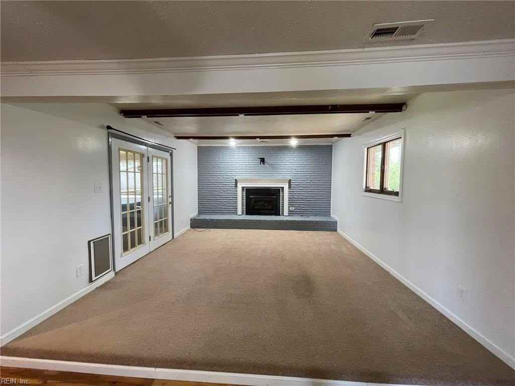 1341 Devonshire Ct - Photo 3 of 17