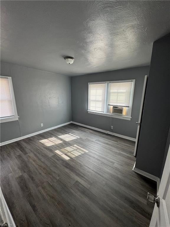 1114 Victory Blvd #D - Photo 3 of 4
