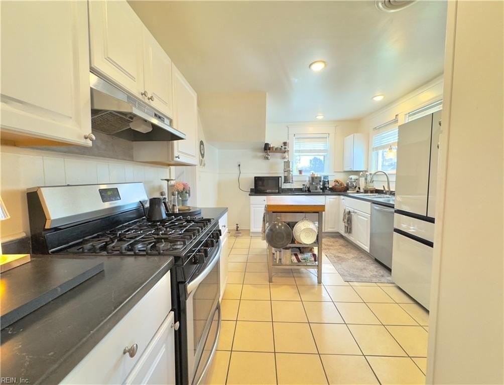 16 Dahlgren Ave - Photo 6 of 28