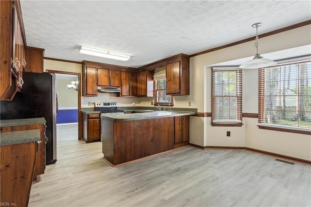 13 Estate Dr - Photo 6 of 25