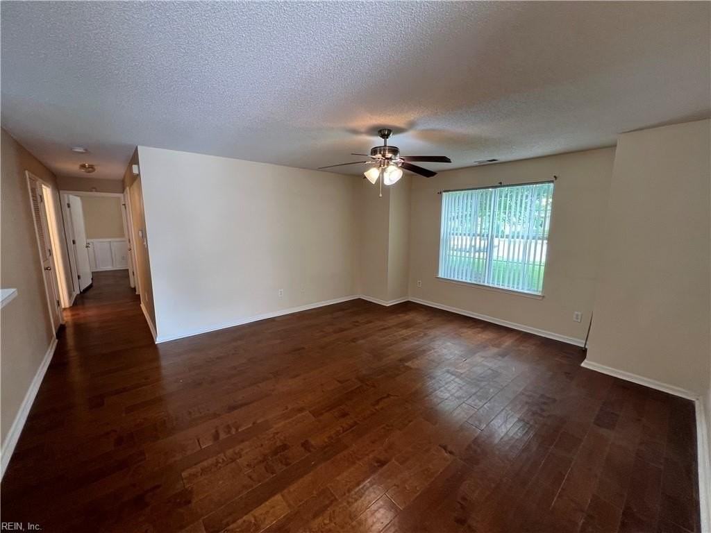 451 Adkins Arch - Photo 5 of 20