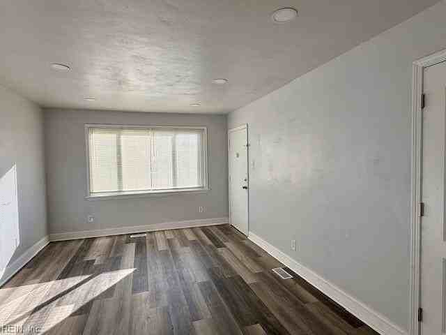 3601 Omohundro Ave #3 - Photo 2 of 16