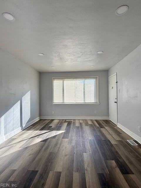 3601 Omohundro Ave #3 - Photo 3 of 16