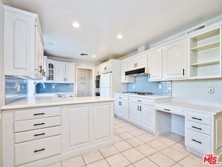4863 Don Juan Pl - Photo 6 of 8