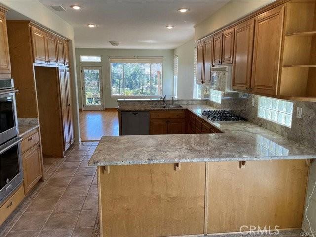 11736 Mariposa Bay Ln - Photo 3 of 8