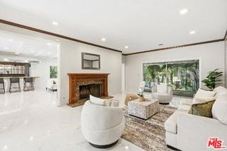 11410 Canton Dr - Photo 3 of 8