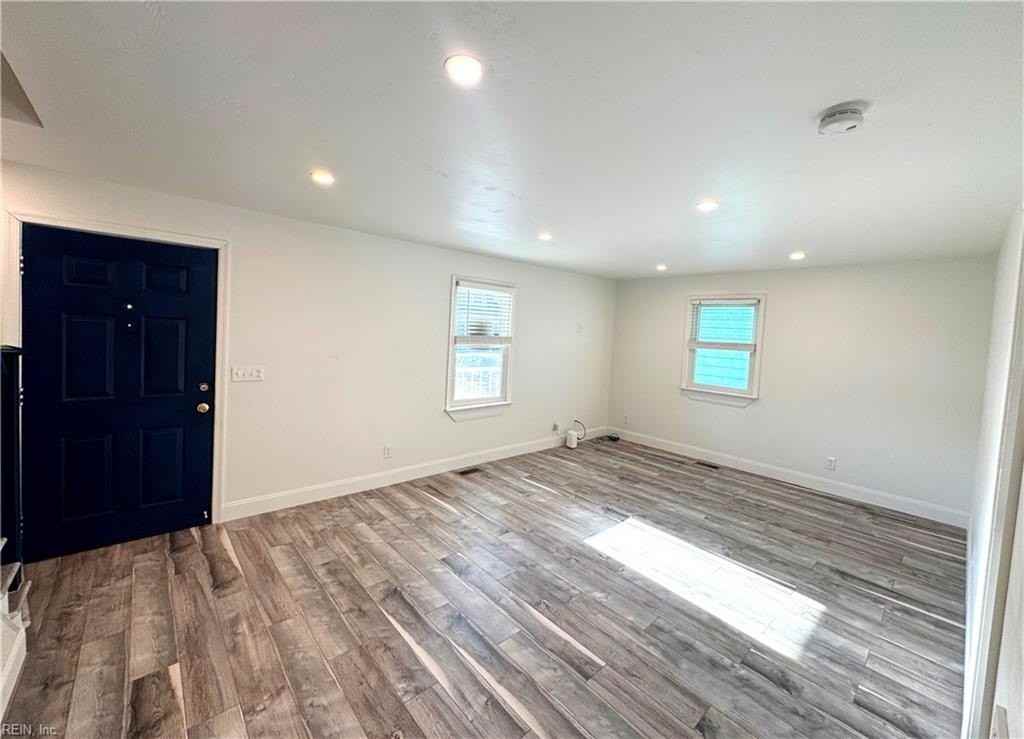 9643 Atlans St - Photo 4 of 29