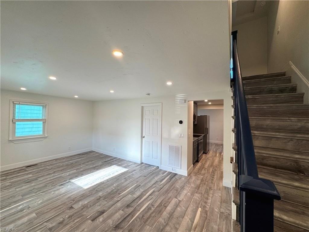 9643 Atlans St - Photo 5 of 29