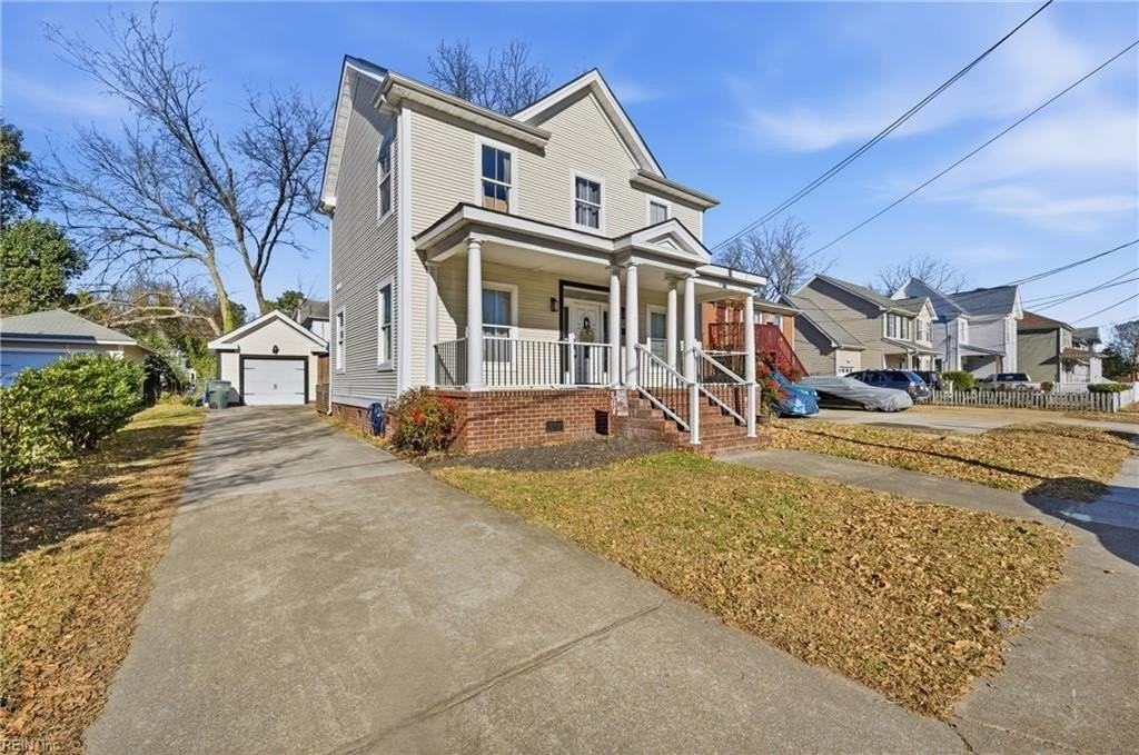 726 W 35th St - Photo 2 of 49