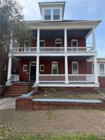featured image of 511 Hampton Pl #A