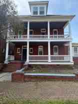 511 Hampton Pl #B - Photo 1 of 1