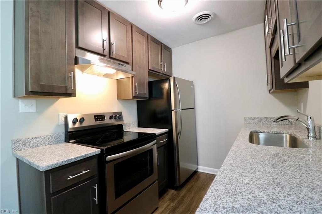 399 Terrace Ave #101 - Photo 5 of 20