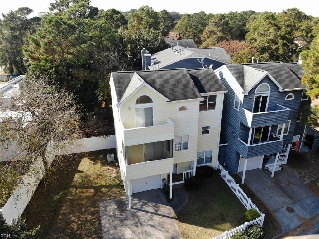 3911 Shady Oaks Dr