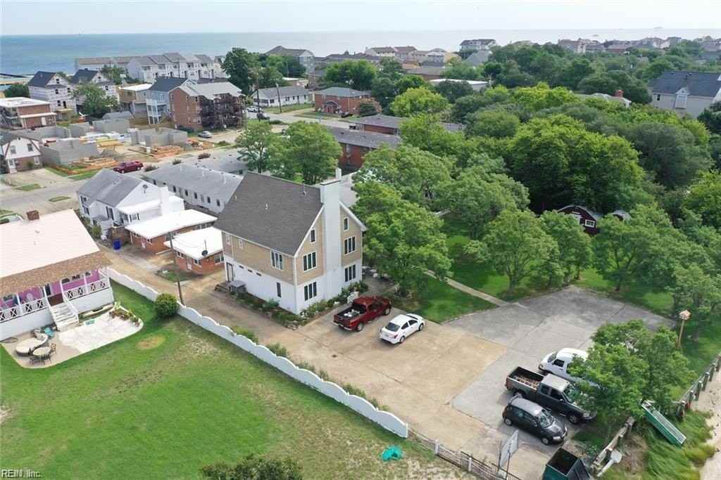 1015 Little Bay Ave - Photo 3 of 10