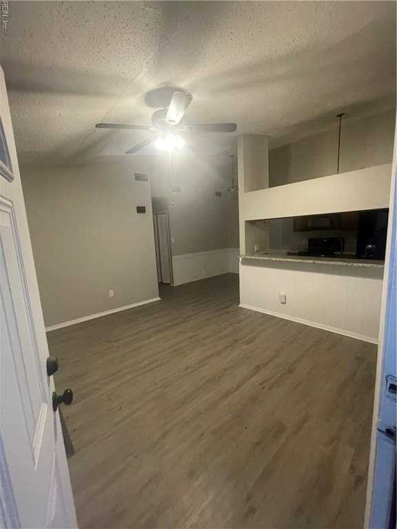 622 Spirit Ct - Photo 4 of 14