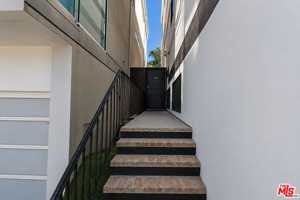 featured image of 6732 Esplanade