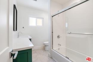527 S Barrington Ave #15 - Photo 1 of 1
