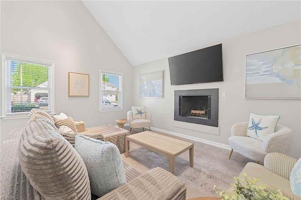 4119 Eastham Rd - Photo 2 of 19