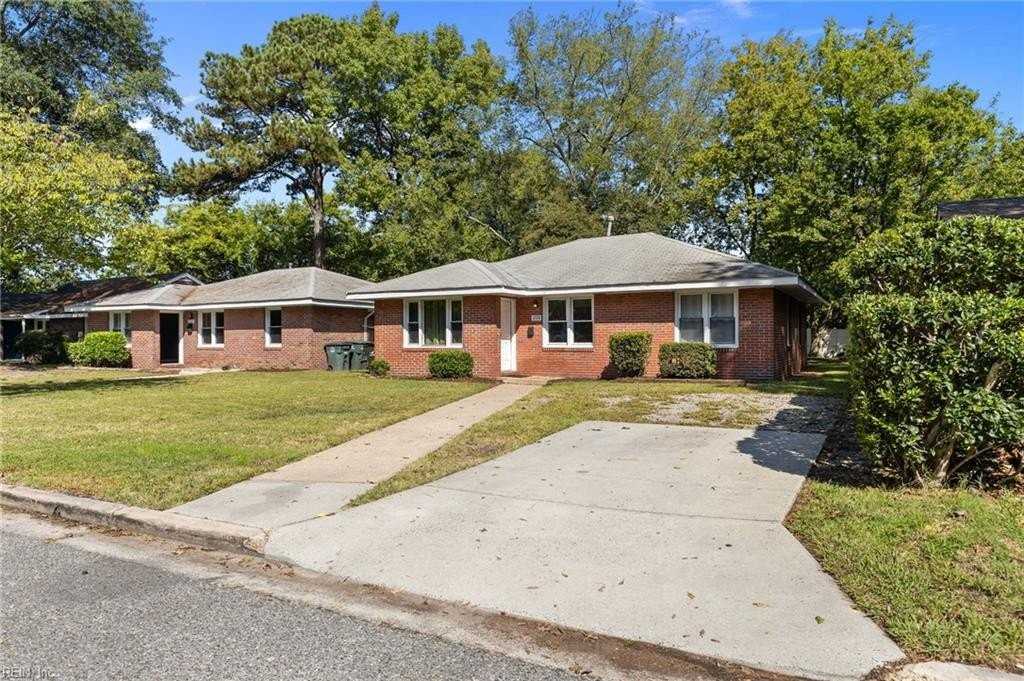 1720 48th St - Photo 3 of 49