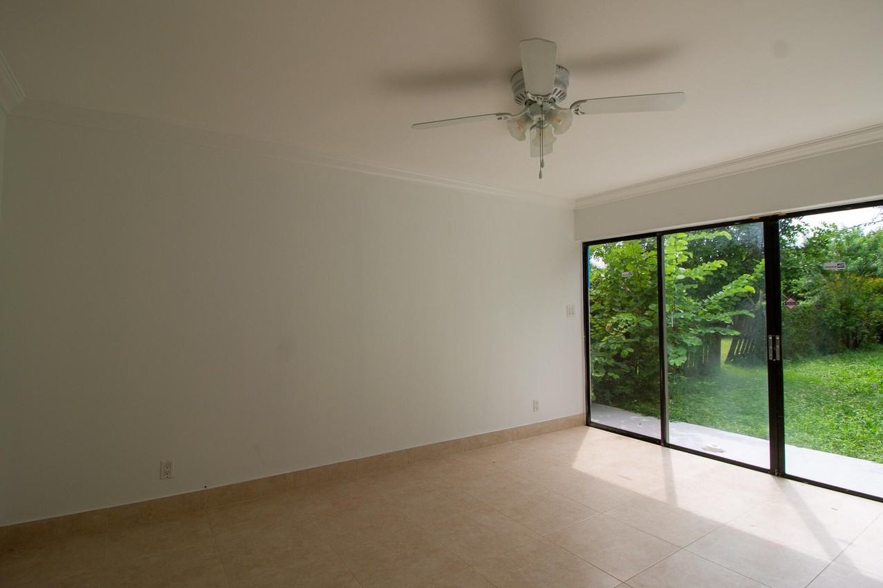 1437 White Pine Dr - Photo 6 of 8