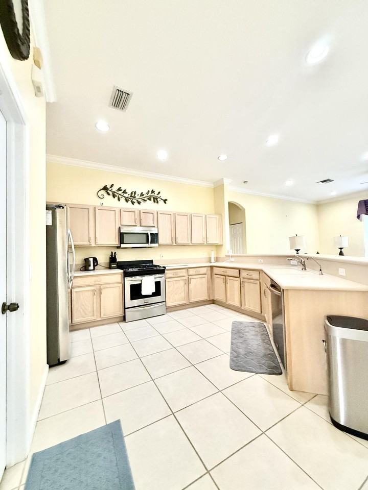 408 N Key Lime Sq Sw - Photo 6 of 34