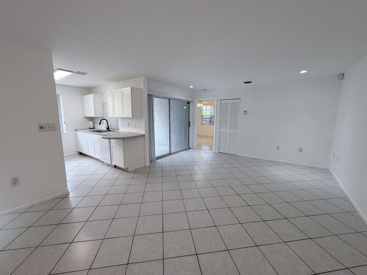 2562 Nw 82nd Ter #1 - Photo 4 of 22