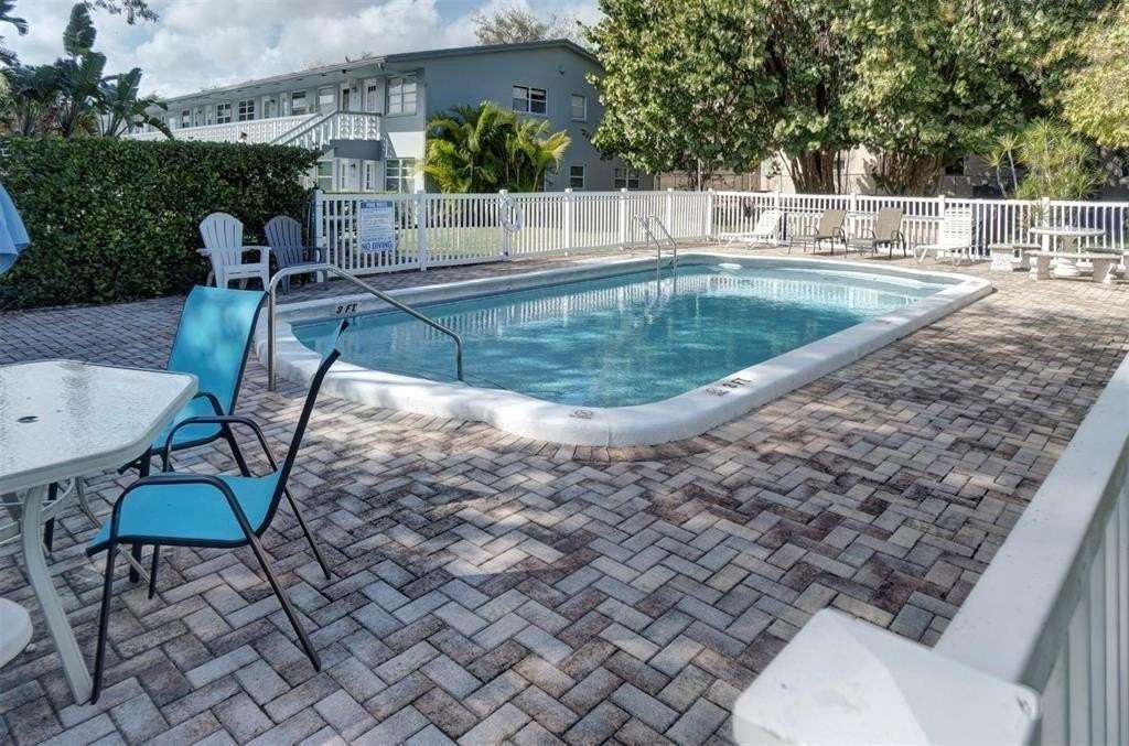 751 Pine Dr #101 - Photo 4 of 36