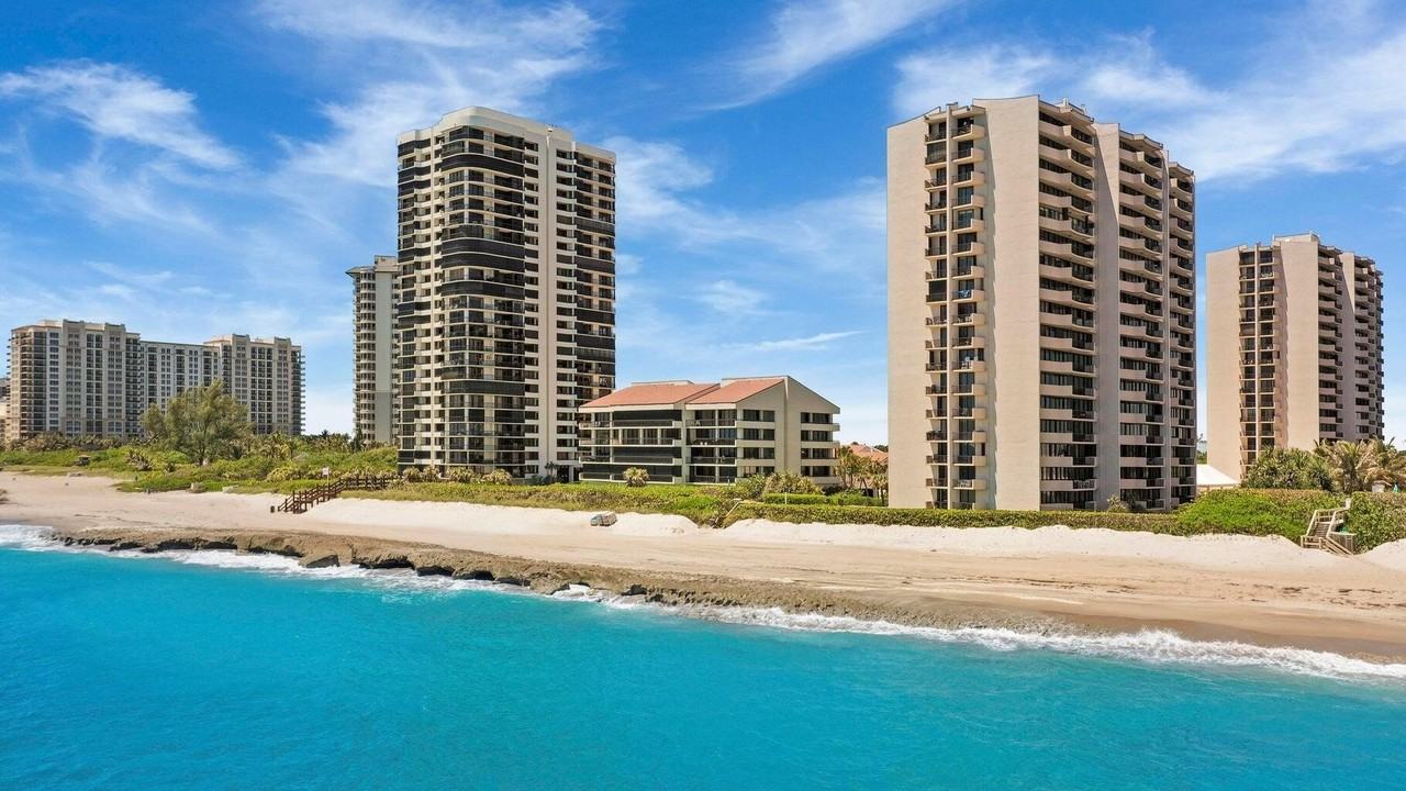 4200 N Ocean Dr #2-1104 - Photo 3 of 4