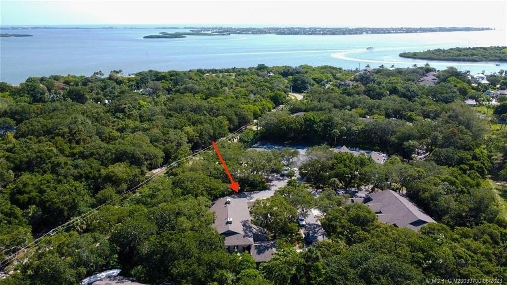 5300 Se Schooner Oaks Way - Photo 3 of 45