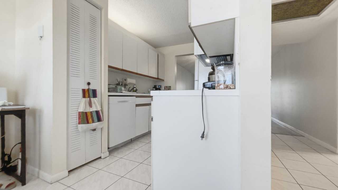 1200 Sw 124th Ter #208O - Photo 4 of 15