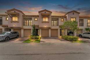 6077 Grand Cypress Cir W - Photo 1 of 1