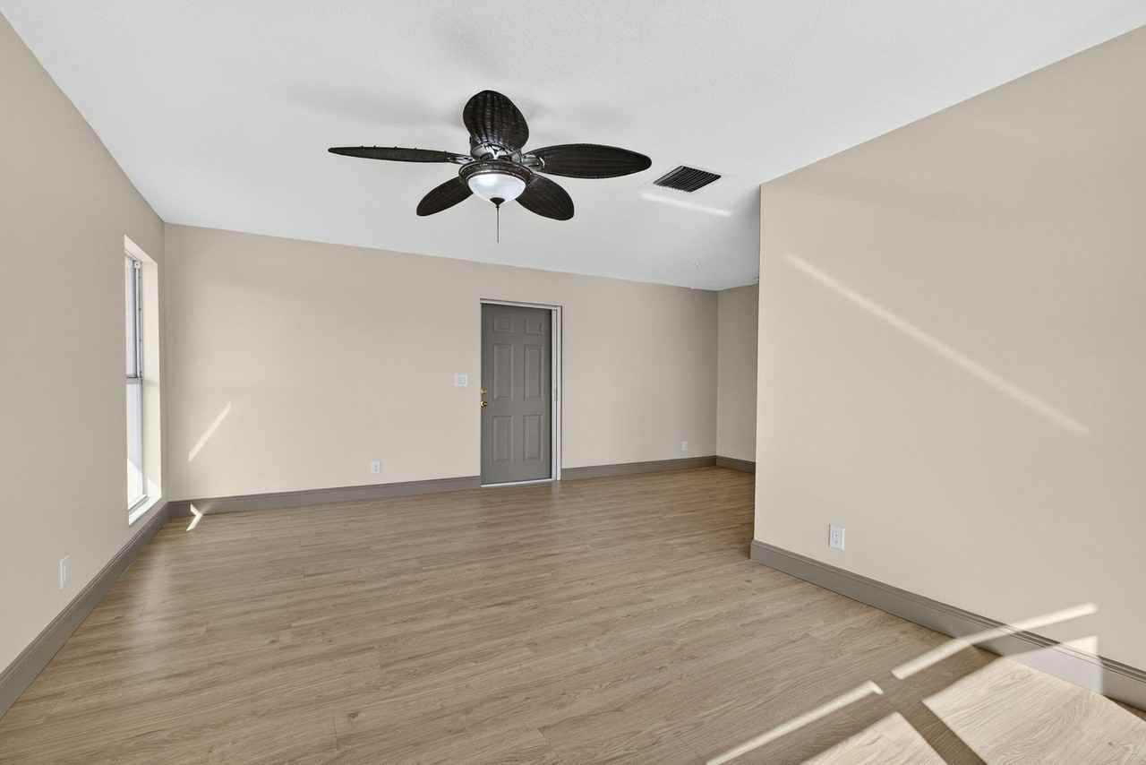 727 Hummingbird Way #6 - Photo 7 of 24
