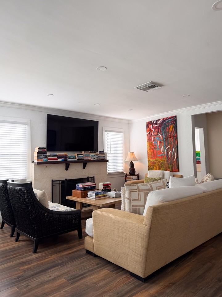 521 Hampton Rd - Photo 2 of 28