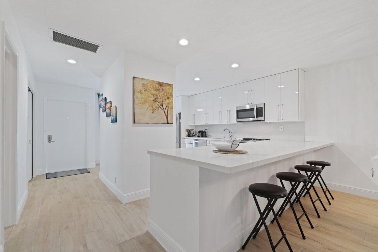 1031 Citrus Way #102D - Photo 5 of 36