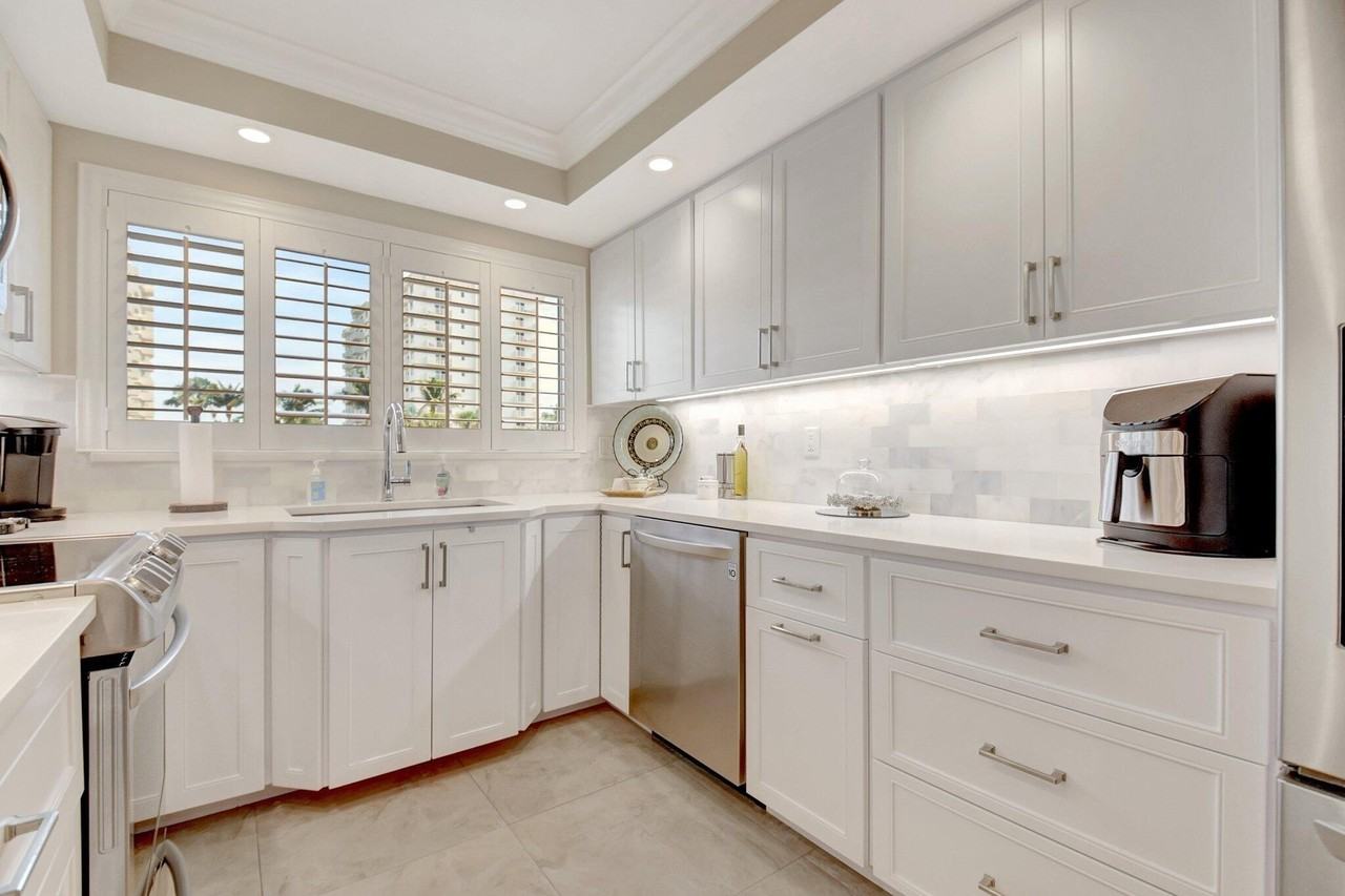 3224 S Ocean Blvd #214B - Photo 3 of 43