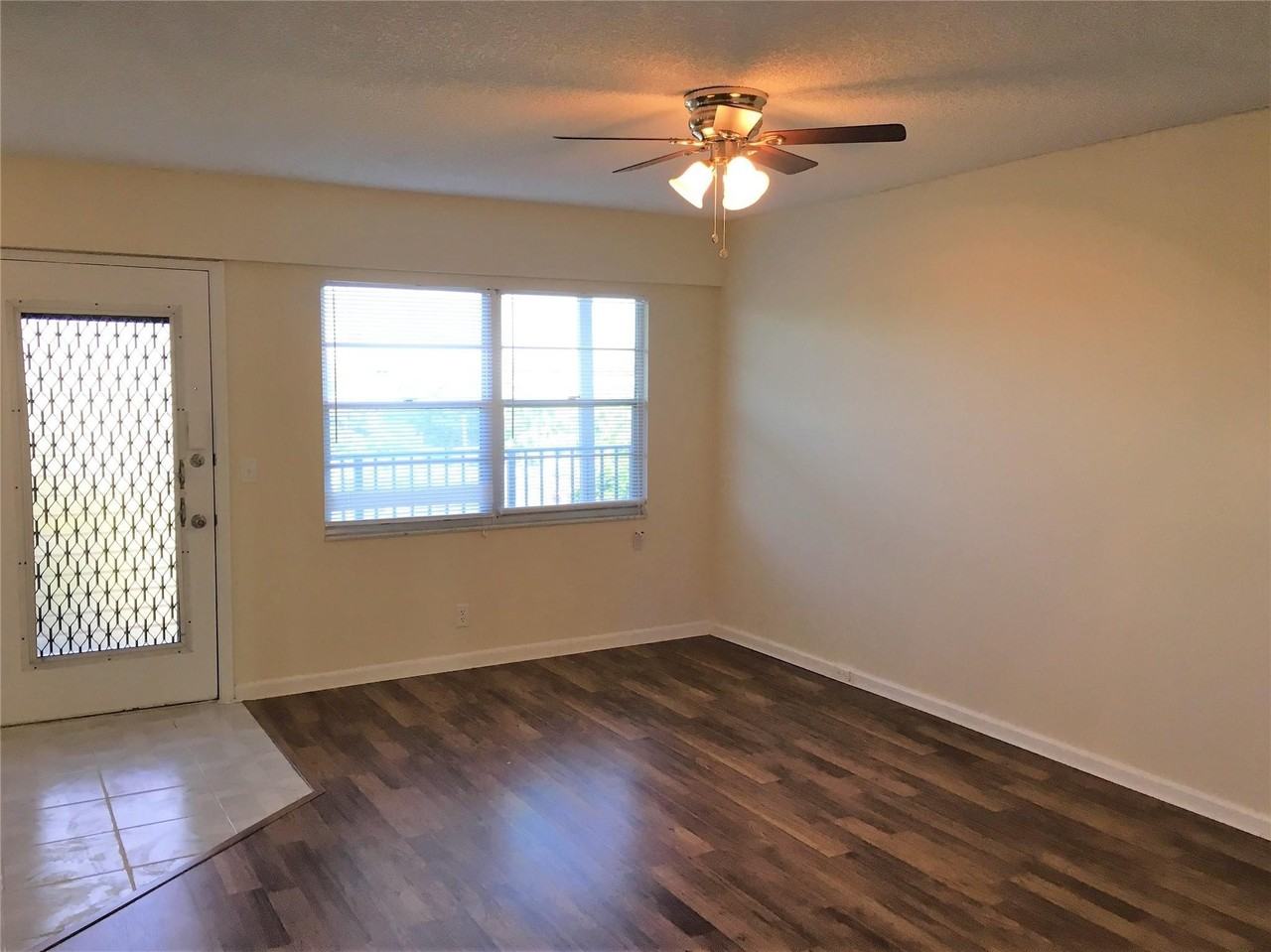 551 Sw 135th Ave #405B - Photo 6 of 36